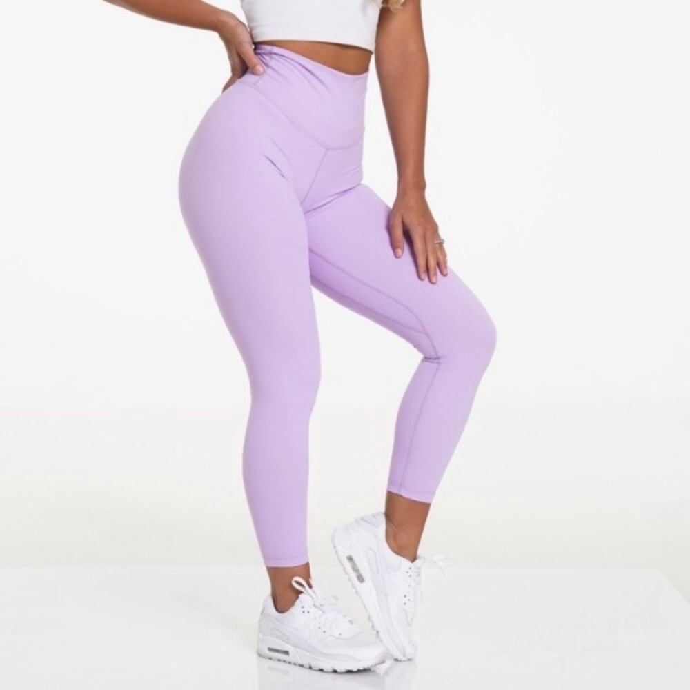 Nvgtn Signature Lavender leggings